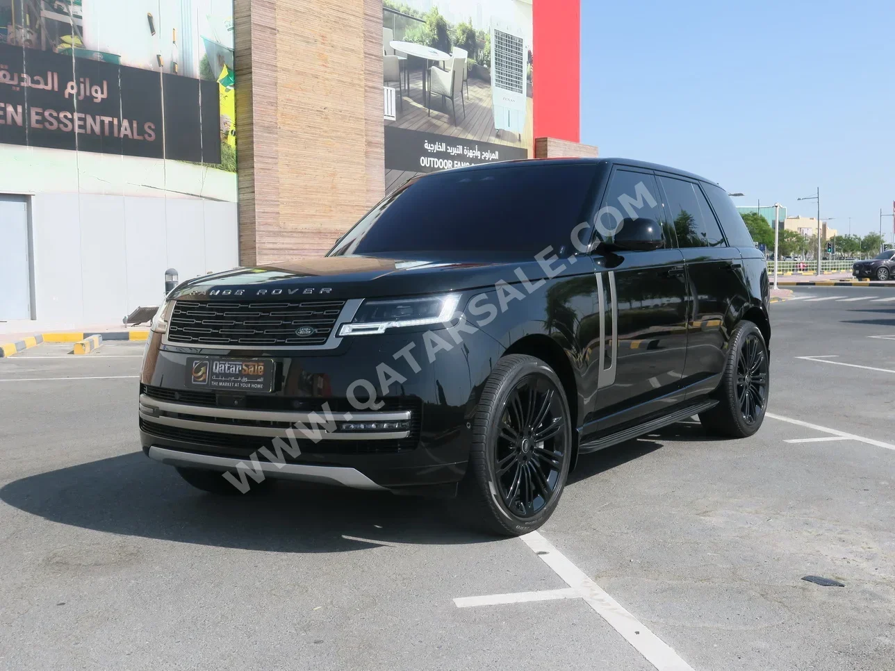 Land Rover  Range Rover  Vogue HSE  2023  Automatic  26,000 Km  8 Cylinder  Four Wheel Drive (4WD)  SUV  Black  With Warranty