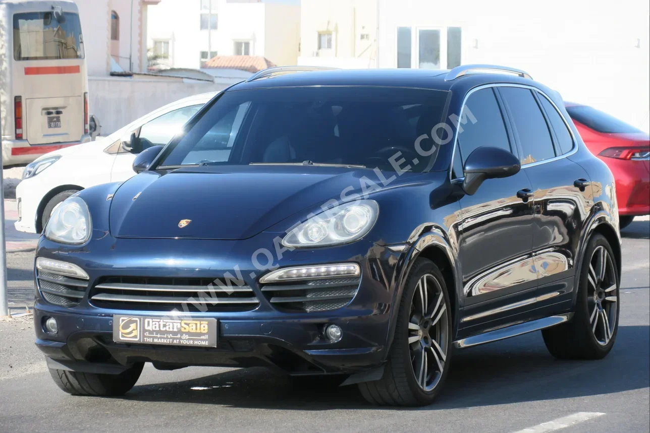 Porsche  Cayenne  S  2012  Automatic  217,000 Km  8 Cylinder  All Wheel Drive (AWD)  SUV  Dark Blue