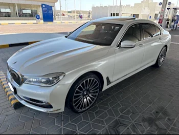 BMW  7-Series  750 Li  2016  Automatic  90,000 Km  8 Cylinder  All Wheel Drive (AWD)  Sedan  White