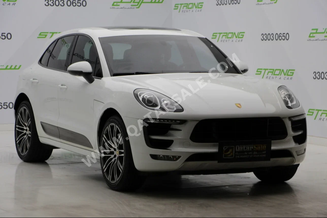 Porsche  Macan  S  2015  Automatic  66,000 Km  6 Cylinder  Four Wheel Drive (4WD)  SUV  White