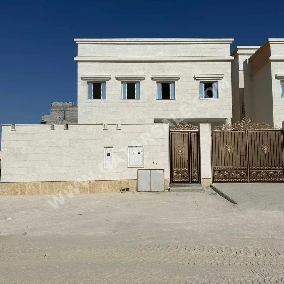 Family Residential  - Not Furnished  - Al Daayen  - Umm Qarn  - 7 Bedrooms