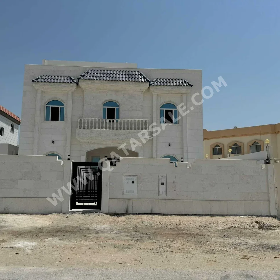 Family Residential  - Not Furnished  - Al Daayen  - Umm Qarn  - 7 Bedrooms