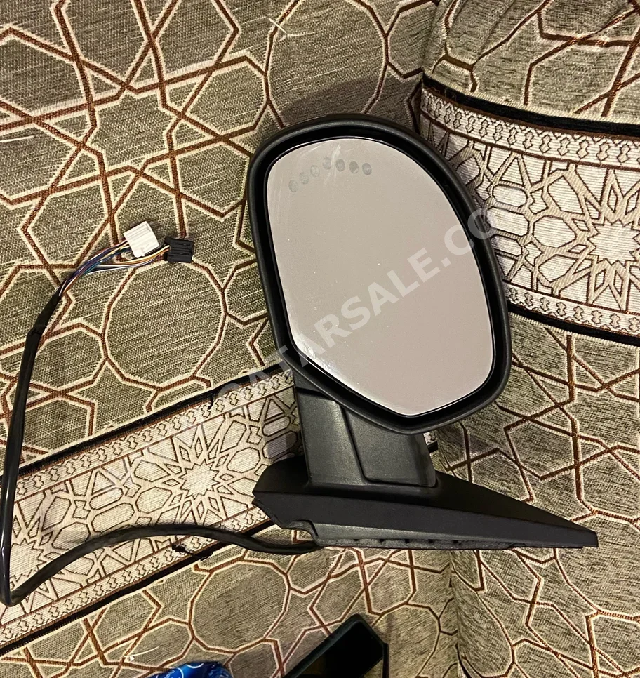 Car Parts - GMC  Sierra  - Body Parts & Mirrors  - EU  -Part Number: ١