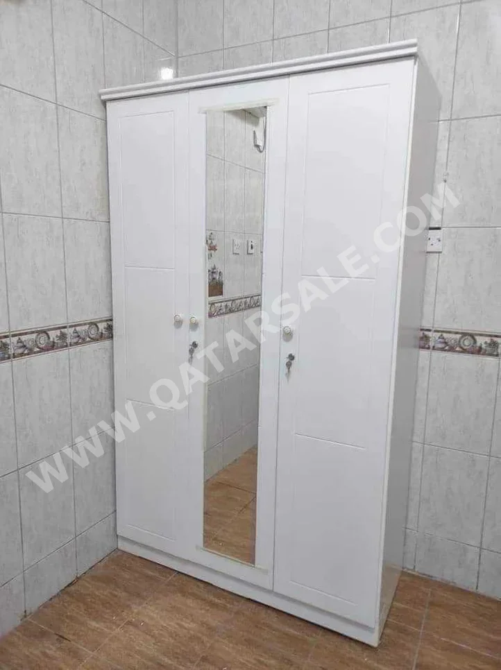 Wardrobes & Dressers Doha Furniture White Qatar 2022 Normal Door 3