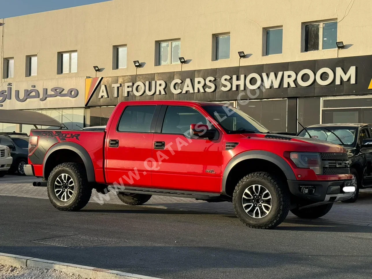 Ford  Raptor  SVT  2013  Automatic  224,000 Km  8 Cylinder  Four Wheel Drive (4WD)  Pick Up  Red