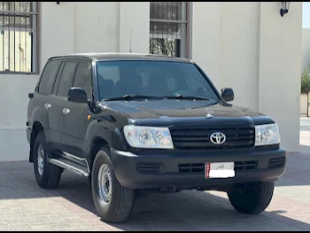 Toyota  Land Cruiser  G  2006  Manual  178,000 Km  6 Cylinder  Four Wheel Drive (4WD)  SUV  Black