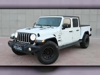 Jeep  Gladiator  Sport  2021  Automatic  20,300 Km  6 Cylinder  Four Wheel Drive (4WD)  Pick Up  White