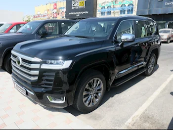 Toyota  Land Cruiser  VXR Twin Turbo  2022  Automatic  78,000 Km  6 Cylinder  Four Wheel Drive (4WD)  SUV  Black  With Warranty