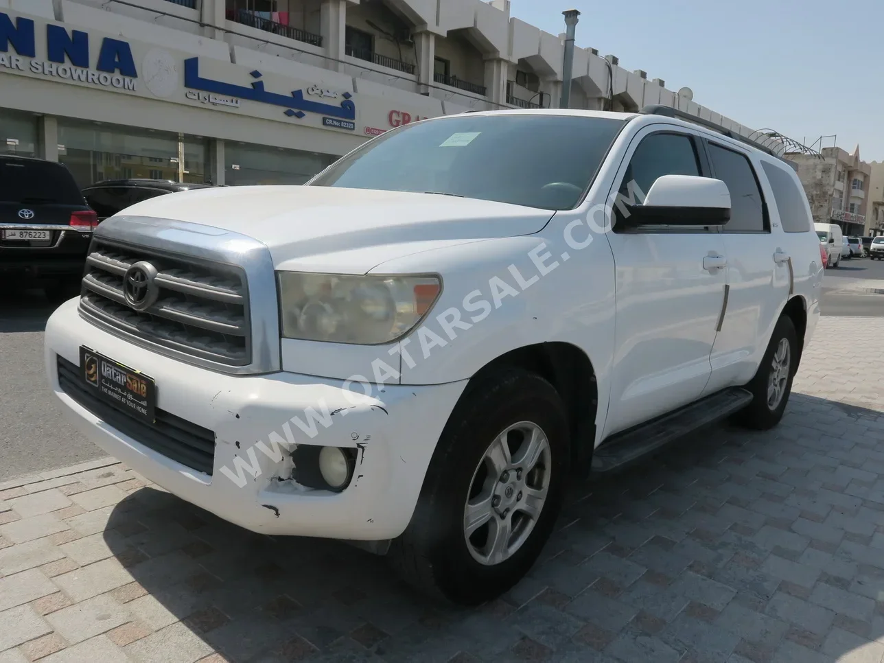 Toyota  Sequoia  2016  Automatic  277,000 Km  8 Cylinder  Four Wheel Drive (4WD)  SUV  White