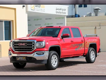 GMC  Sierra  SLE  2018  Automatic  63,500 Km  8 Cylinder  Four Wheel Drive (4WD)  Pick Up  Red