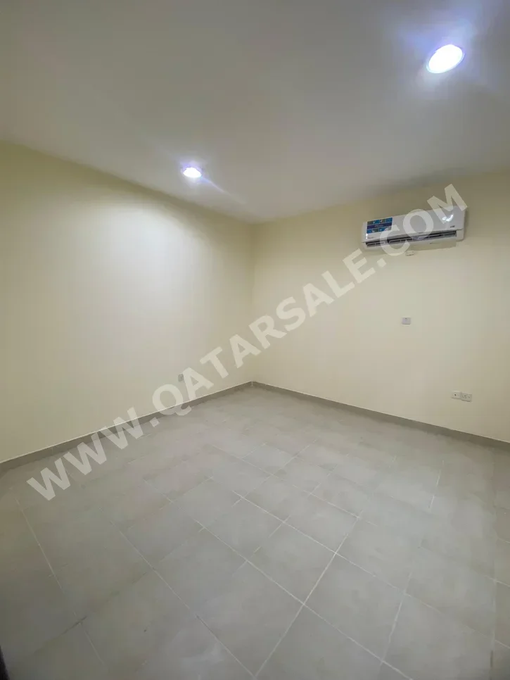 1 Bedrooms  Studio  For Rent  in Doha -  Nuaija  Not Furnished