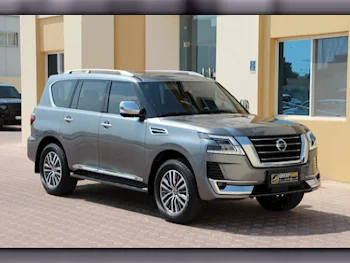 Nissan  Patrol  Platinum  2020  Automatic  141,000 Km  6 Cylinder  Four Wheel Drive (4WD)  SUV  Gray