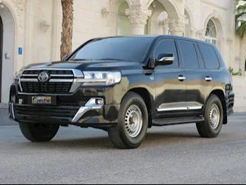 Toyota  Land Cruiser  VXR  2009  Automatic  420,000 Km  8 Cylinder  Four Wheel Drive (4WD)  SUV  Black