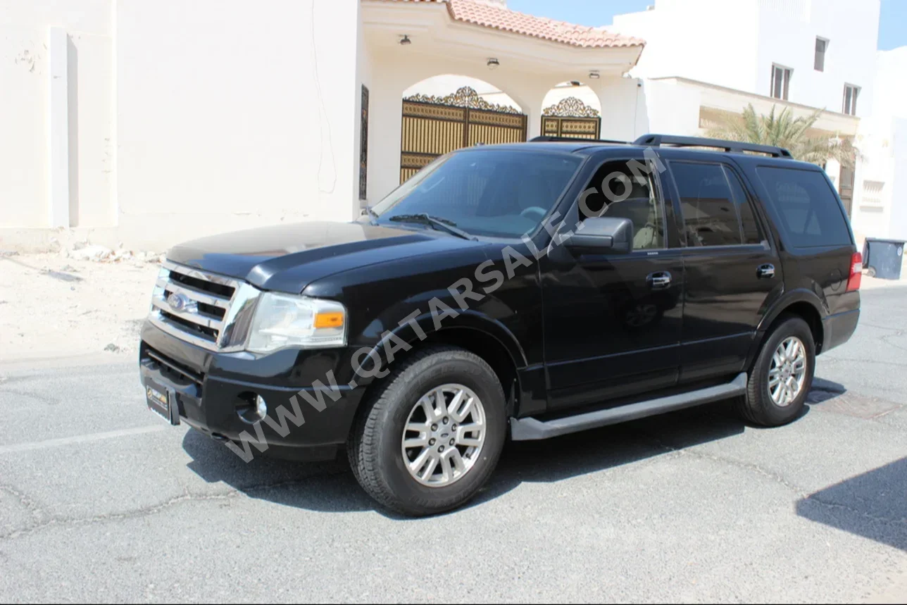 Ford  Expedition  2012  Automatic  255,000 Km  8 Cylinder  Four Wheel Drive (4WD)  SUV  Black