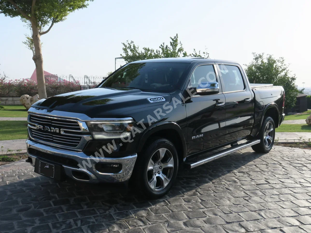 Dodge  Ram  laramie  2019  Automatic  102,000 Km  8 Cylinder  Four Wheel Drive (4WD)  Pick Up  Black