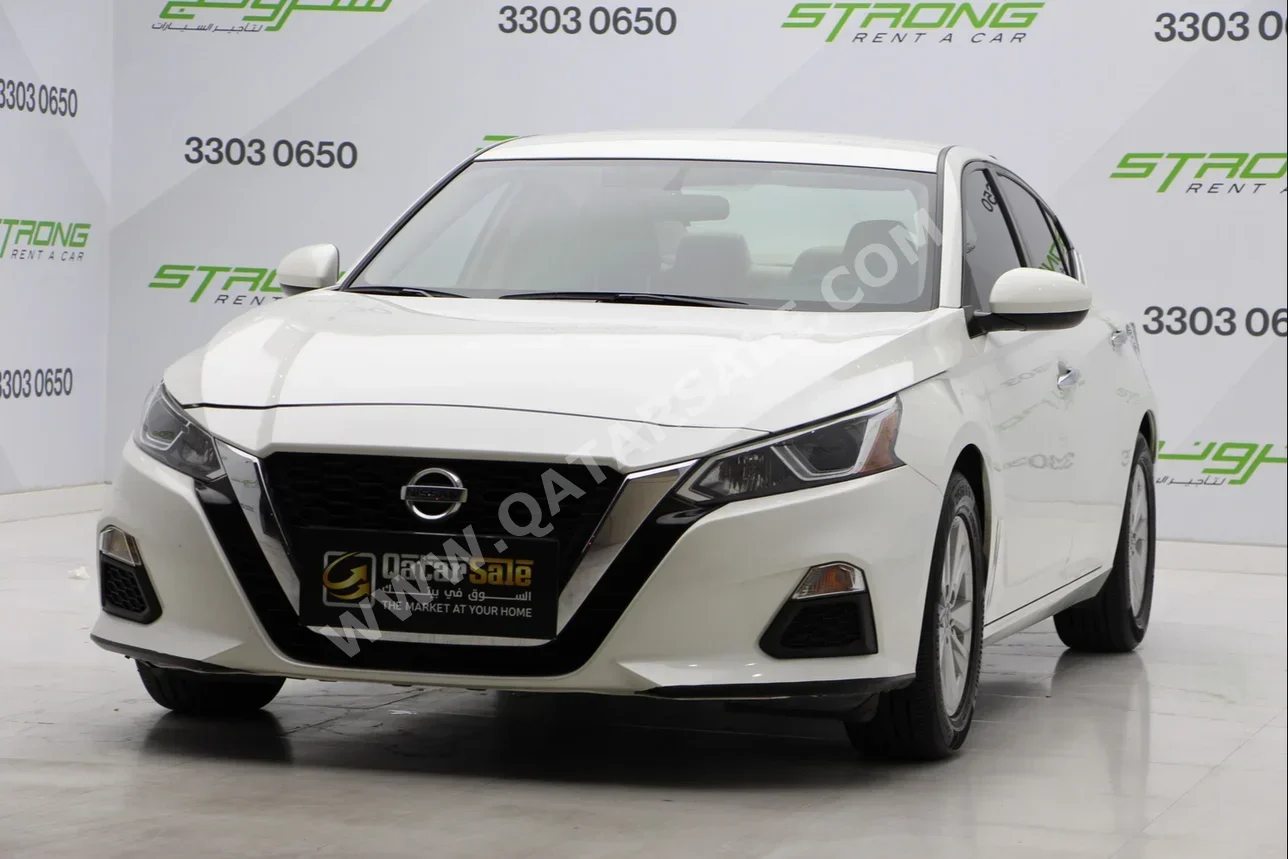 Nissan  Altima  2020  Automatic  27,920 Km  4 Cylinder  Front Wheel Drive (FWD)  Sedan  Pearl  With Warranty