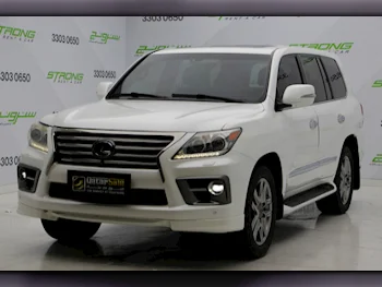 Lexus  LX  570 S  2014  Automatic  153,000 Km  8 Cylinder  Four Wheel Drive (4WD)  SUV  White