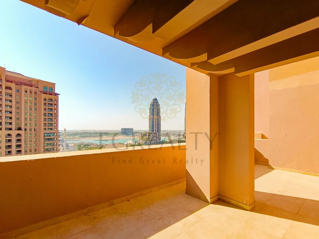 2 Bedrooms  Apartment  For Rent  in Doha -  The Pearl  Fully Furnished