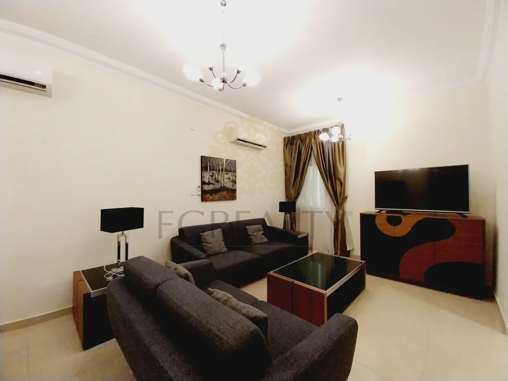 3 Bedrooms  Apartment  For Rent  in Doha -  Mushaireb  Fully Furnished