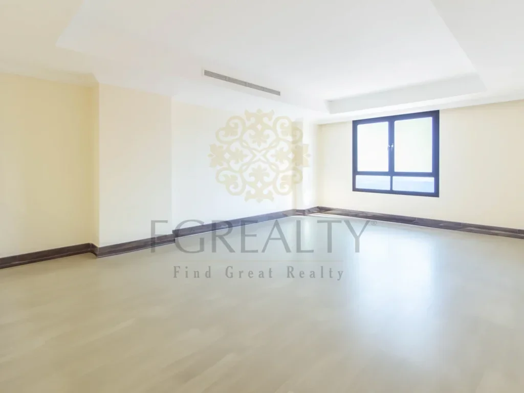 1 Bedrooms  Apartment  For Rent  in Doha -  The Pearl  Not Furnished