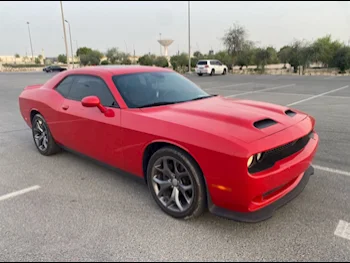 Dodge  Challenger  SXT Plus  2016  Automatic  180٬000 Km  6 Cylinder  Rear Wheel Drive (RWD)  Coupe / Sport  Red and Beige