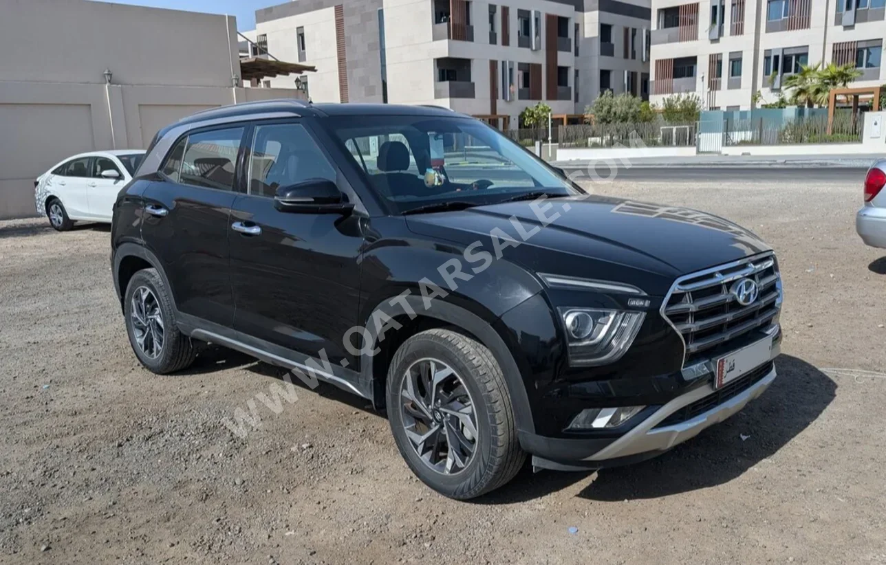 Hyundai  Creta  2022  Automatic  39,111 Km  4 Cylinder  Front Wheel Drive (FWD)  SUV  Black  With Warranty