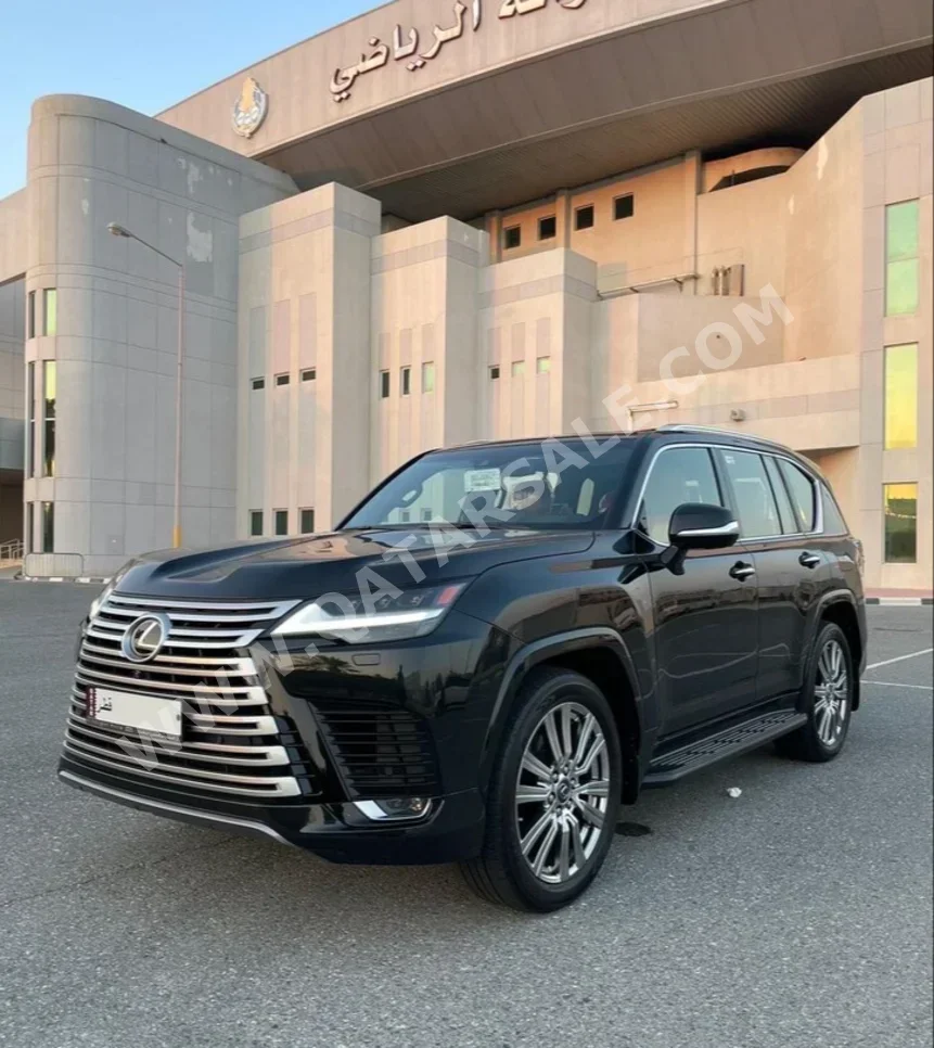 Lexus  LX  600 VIP  2023  Automatic  35,000 Km  6 Cylinder  All Wheel Drive (AWD)  Sedan  Black  With Warranty