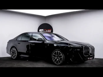 BMW  7-Series  735 i  2023  Automatic  32,734 Km  6 Cylinder  Rear Wheel Drive (RWD)  Sedan  Black