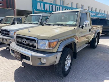 Toyota  Land Cruiser  LX  2020  Manual  149,000 Km  6 Cylinder  Four Wheel Drive (4WD)  Pick Up  Beige