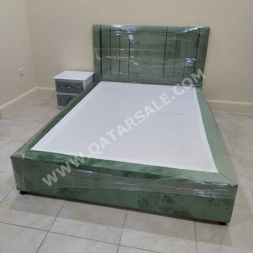 Beds - Lifestyle  - Queen  - Green  - Mattress Included  - With Bedside Table