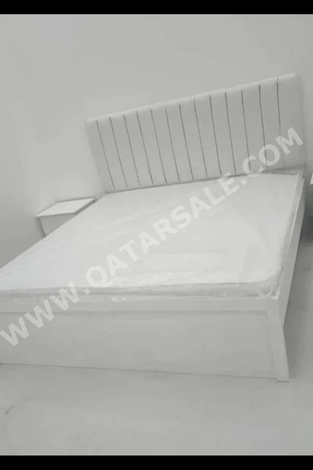 Beds - Lifestyle  - King  - White  - Mattress Included  - With Bedside Table