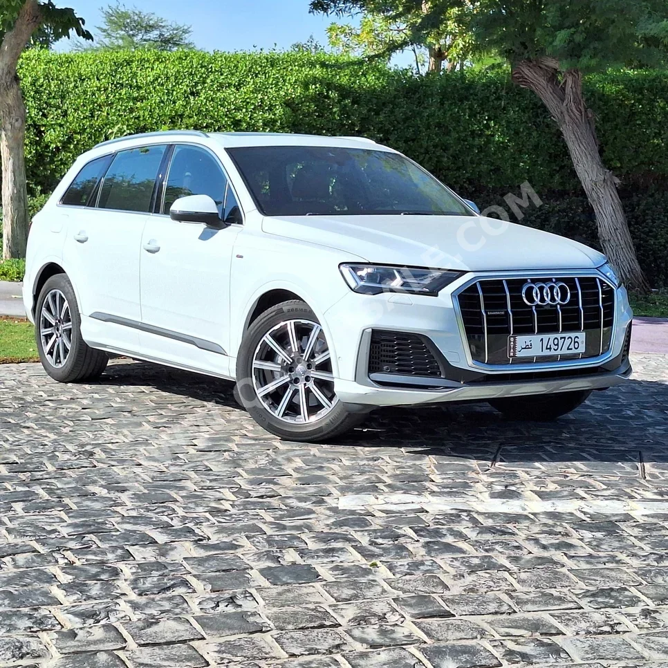 Audi  Q7  55 TFSI  2020  Automatic  28,000 Km  6 Cylinder  All Wheel Drive (AWD)  SUV  White