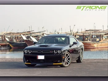 Dodge  Challenger  8 Cylinder  Sport / Coupe  Black  2020