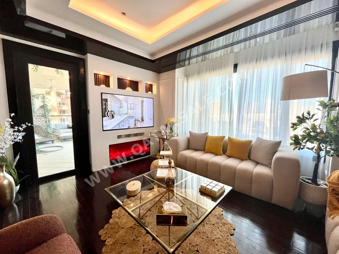 2 Bedrooms  Apartment  For Sale  in Doha -  The Pearl  Fully Furnished