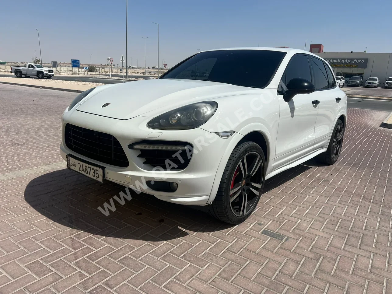 Porsche  Cayenne  Turbo S  2014  Automatic  282,000 Km  8 Cylinder  Four Wheel Drive (4WD)  SUV  White