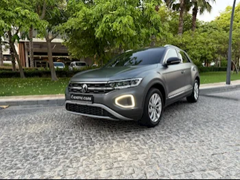 Volkswagen  T-Roc  R Line  2022  Automatic  9,000 Km  4 Cylinder  Four Wheel Drive (4WD)  SUV  Gray  With Warranty