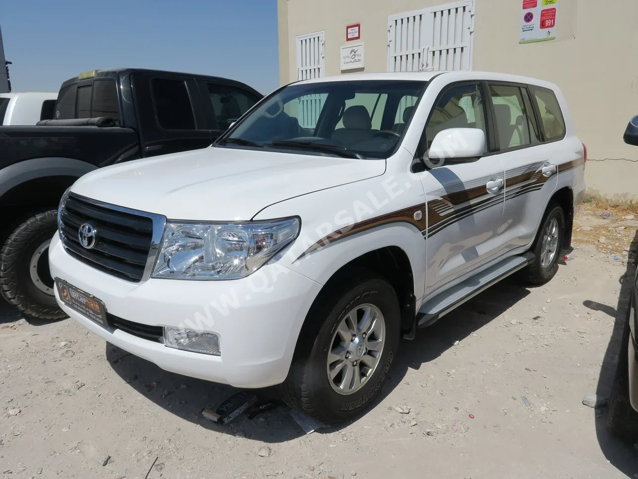 Toyota  Land Cruiser  GX  2009  Automatic  257,000 Km  6 Cylinder  Four Wheel Drive (4WD)  SUV  White