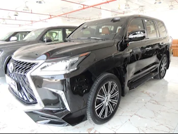 Lexus  LX  570 S  2019  Automatic  121,000 Km  8 Cylinder  Four Wheel Drive (4WD)  SUV  Black