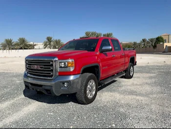 GMC  Sierra  2500 HD  2015  Automatic  95,500 Km  8 Cylinder  Four Wheel Drive (4WD)  Pick Up  Red