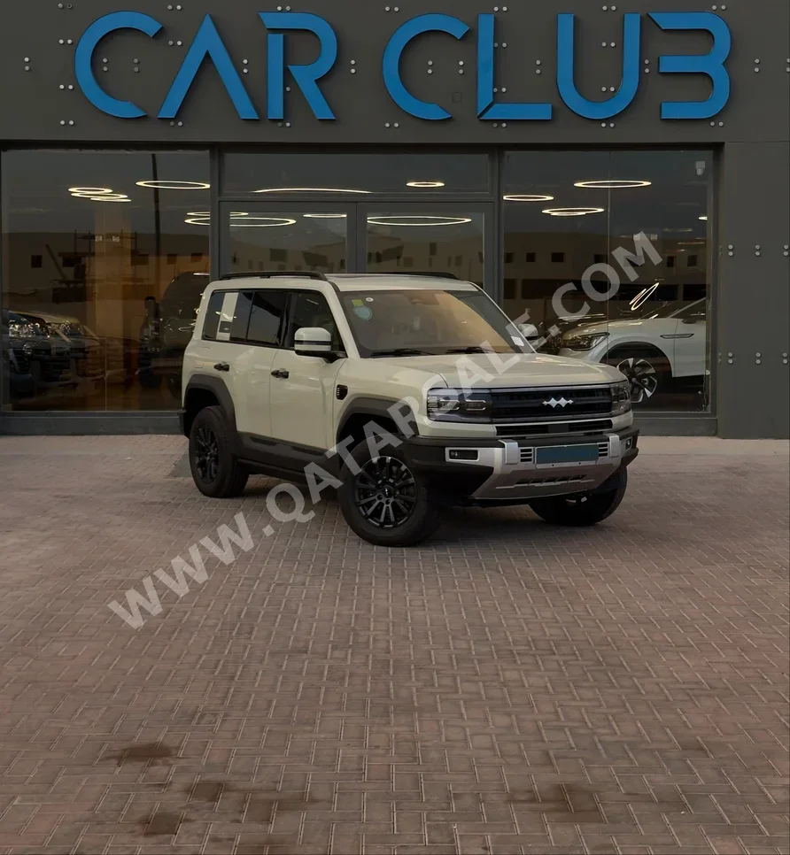 Fang Cheng  Leopard 5  2024  Automatic  0 Km  4 Cylinder  Four Wheel Drive (4WD)  SUV  Beige