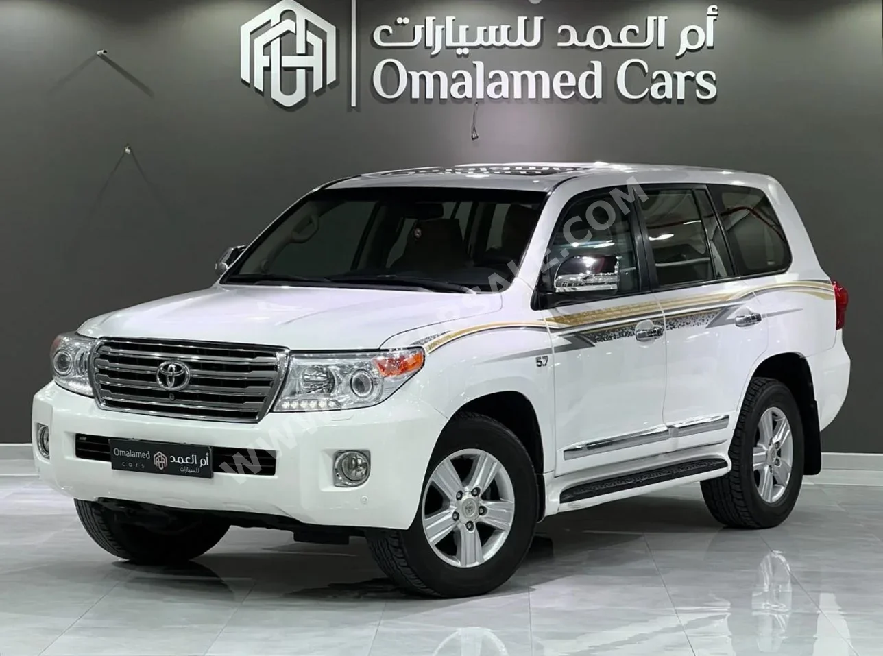 Toyota  Land Cruiser  VXR  2013  Automatic  199,000 Km  8 Cylinder  Four Wheel Drive (4WD)  SUV  White