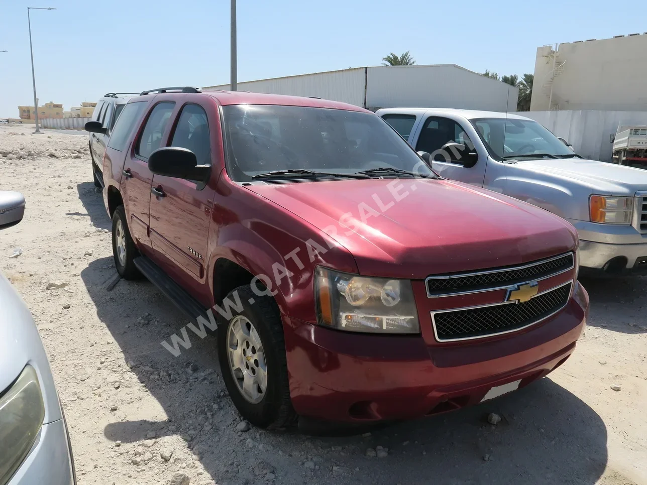 Chevrolet  Tahoe  2013  Automatic  215,000 Km  8 Cylinder  Four Wheel Drive (4WD)  SUV  Maroon