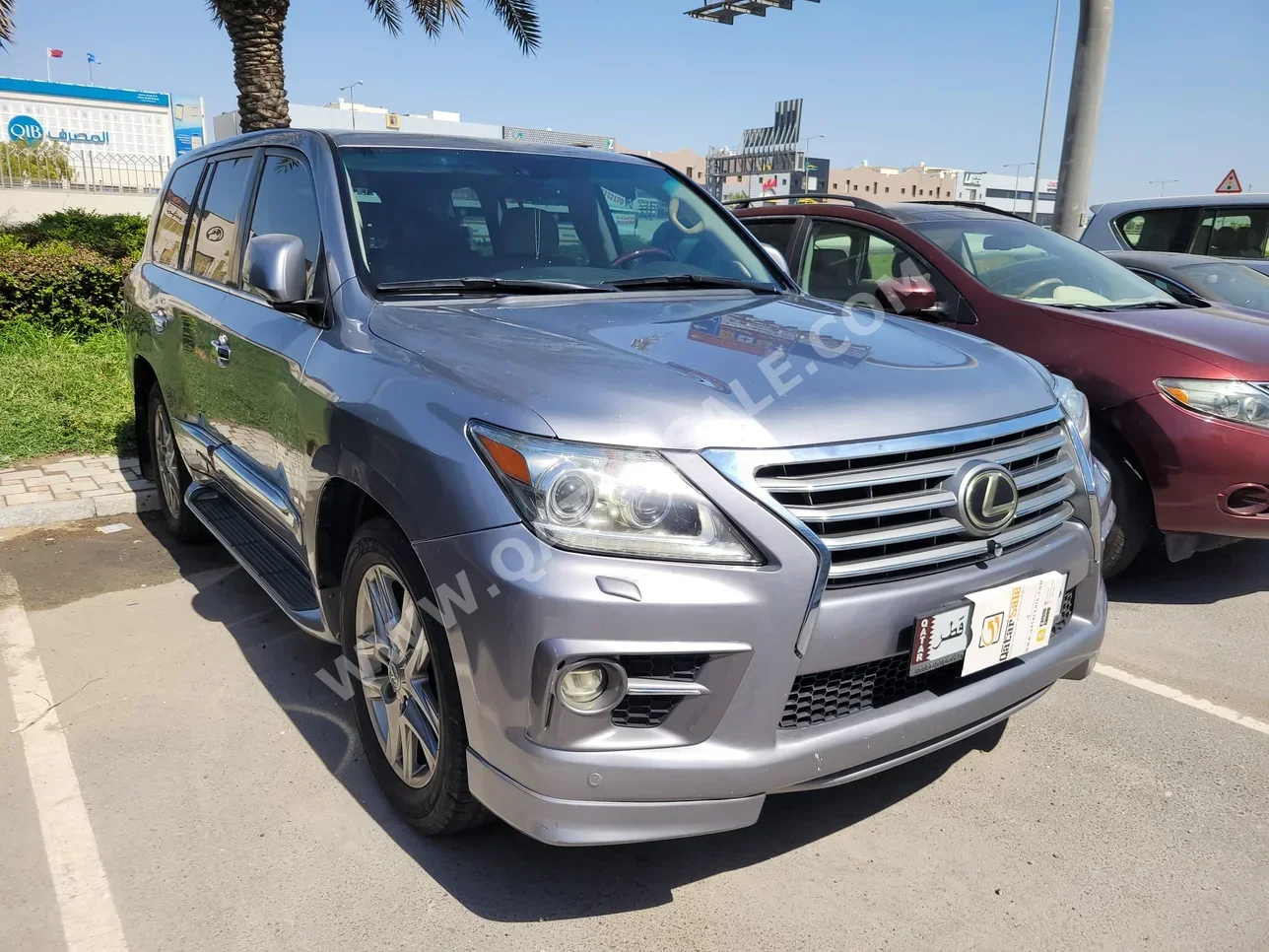 Lexus  LX  570  2009  Automatic  495,000 Km  8 Cylinder  Four Wheel Drive (4WD)  SUV  Gray