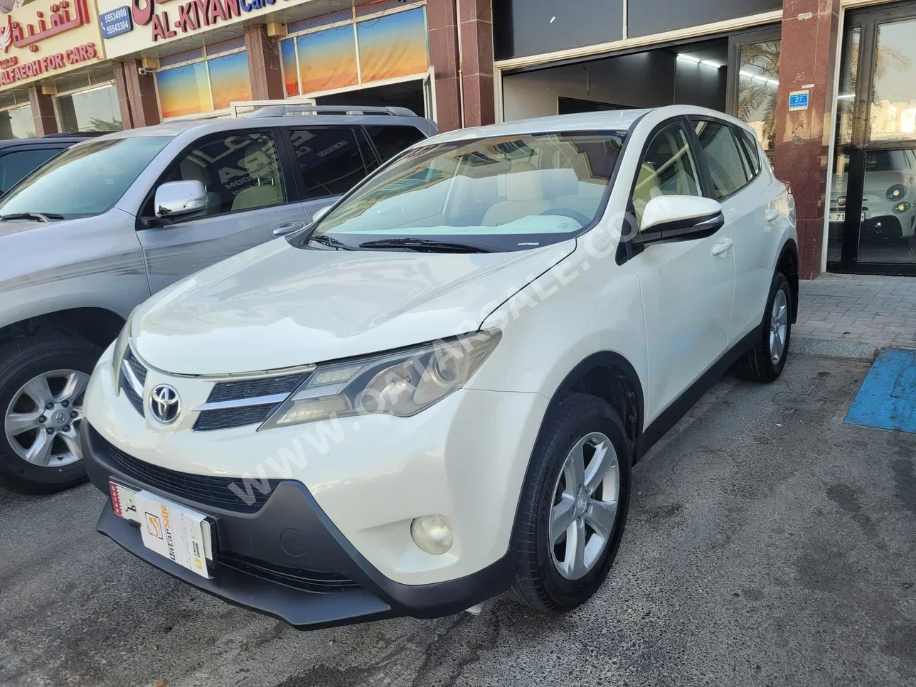 Toyota  Rav 4  2013  Automatic  181,000 Km  4 Cylinder  Four Wheel Drive (4WD)  SUV  White