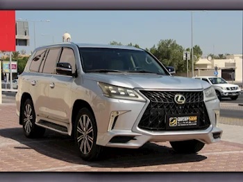 Lexus  LX  570  2013  Automatic  185,000 Km  8 Cylinder  Four Wheel Drive (4WD)  SUV  Silver