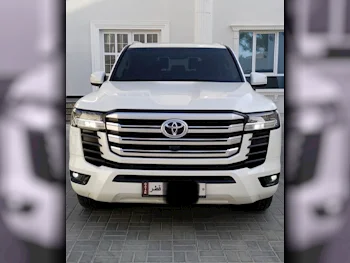 Toyota  Land Cruiser  GXR Twin Turbo  2022  Automatic  62,000 Km  6 Cylinder  Four Wheel Drive (4WD)  SUV  White  With Warranty