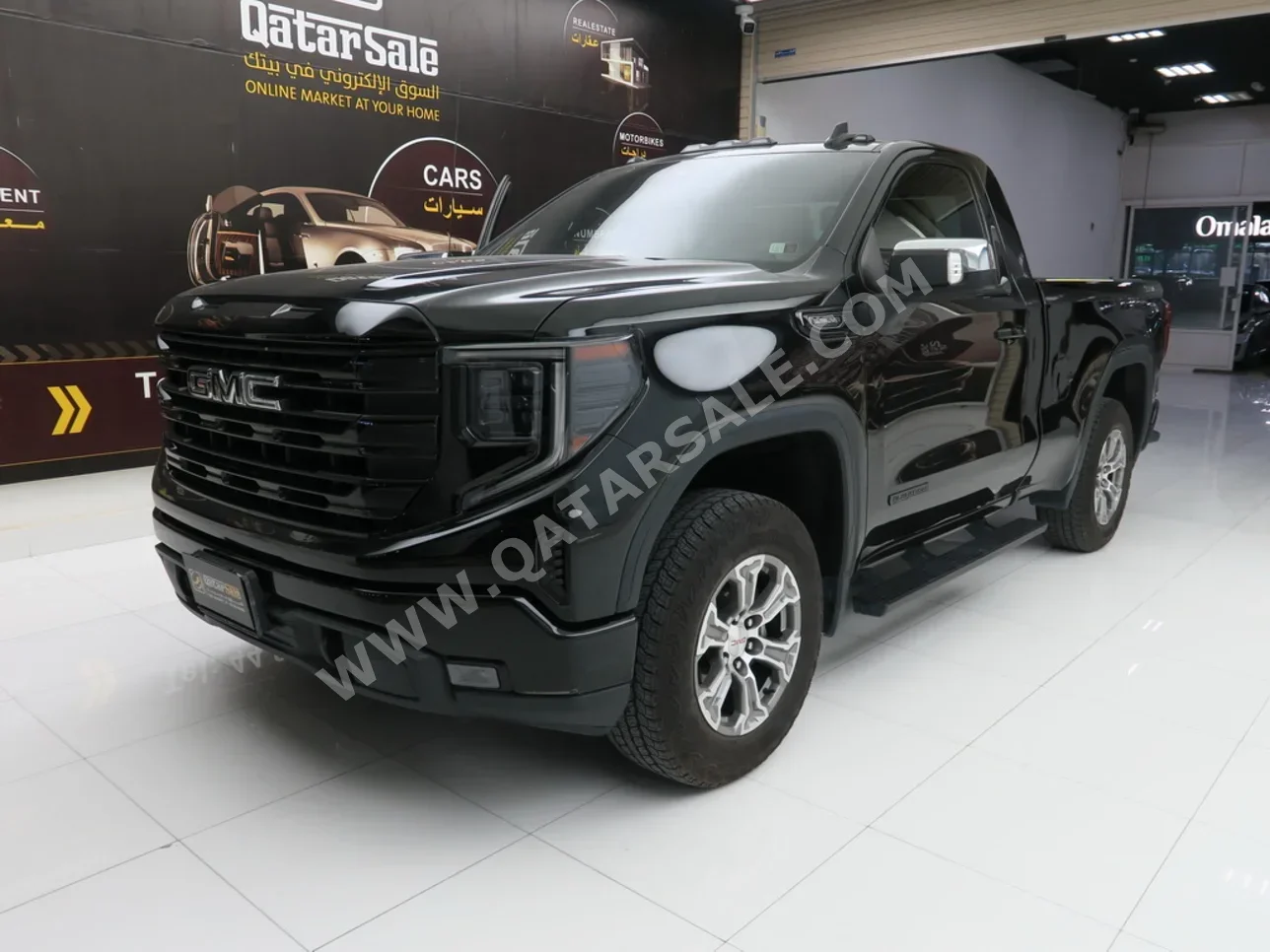 GMC  Sierra  Elevation  2022  Automatic  59,000 Km  8 Cylinder  Four Wheel Drive (4WD)  Pick Up  Black  With Warranty