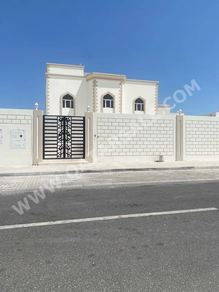 Family Residential  - Not Furnished  - Al Wakrah  - Al Wakrah  - 6 Bedrooms