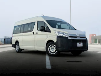 Toyota  Hiace  GL  2025  Automatic  0 Km  4 Cylinder  Rear Wheel Drive (RWD)  Van / Bus  White