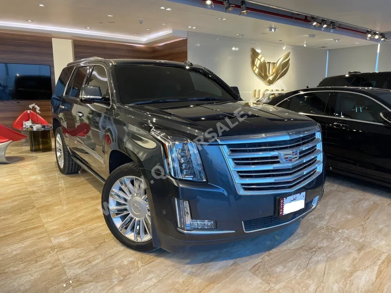 Cadillac  Escalade  Platinum  2019  Automatic  79,000 Km  8 Cylinder  Four Wheel Drive (4WD)  SUV  Gray